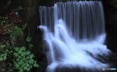 白糸下滝