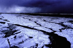 氷の世界（石狩川河口）