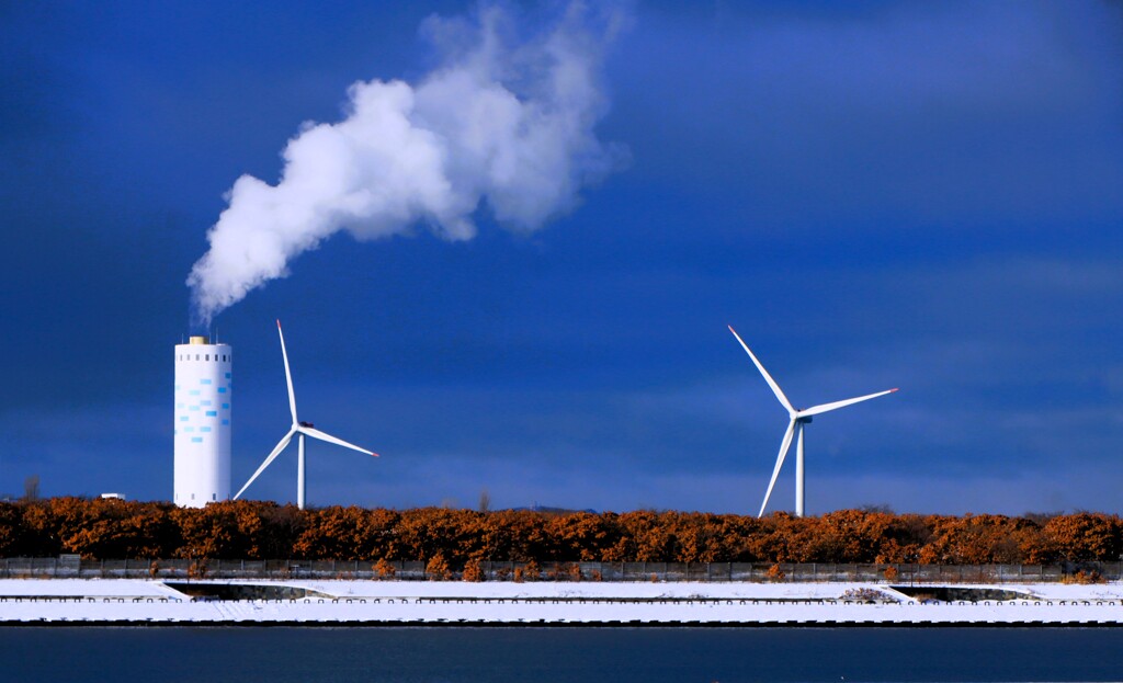 煙と風力発電