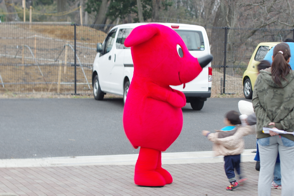 成田さくらの山でチーバくんに遭遇