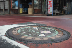 街のマンホール