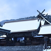 清く荘厳な佇まい