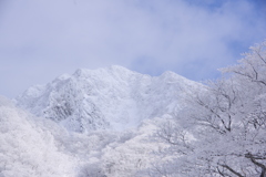 輝きの三鈷峰