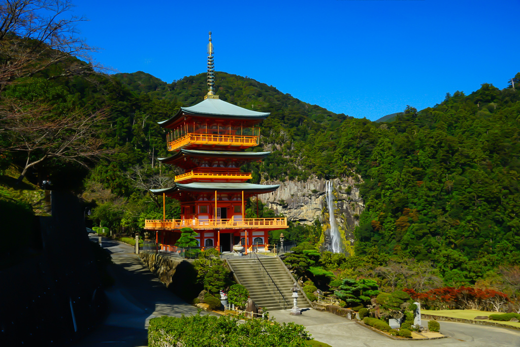 三重の塔と那智の滝