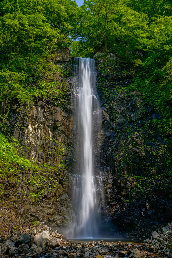 玉簾の滝(現在)