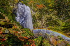 秋の虹　小野川不動滝