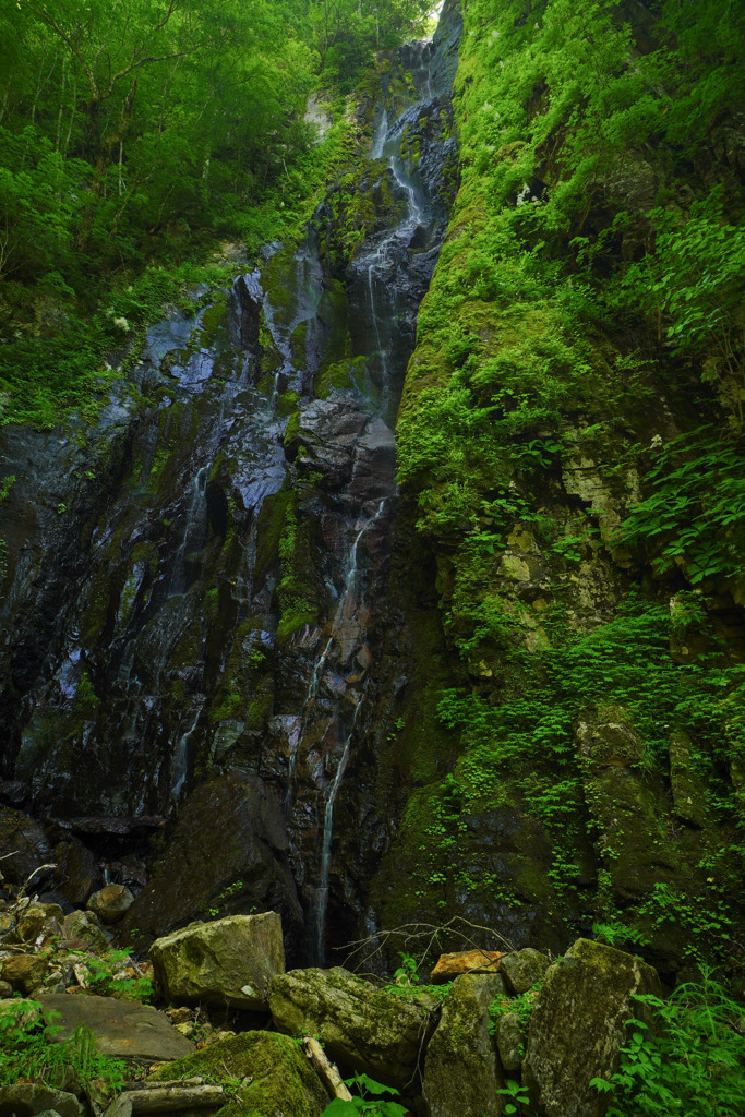 雨模様滝