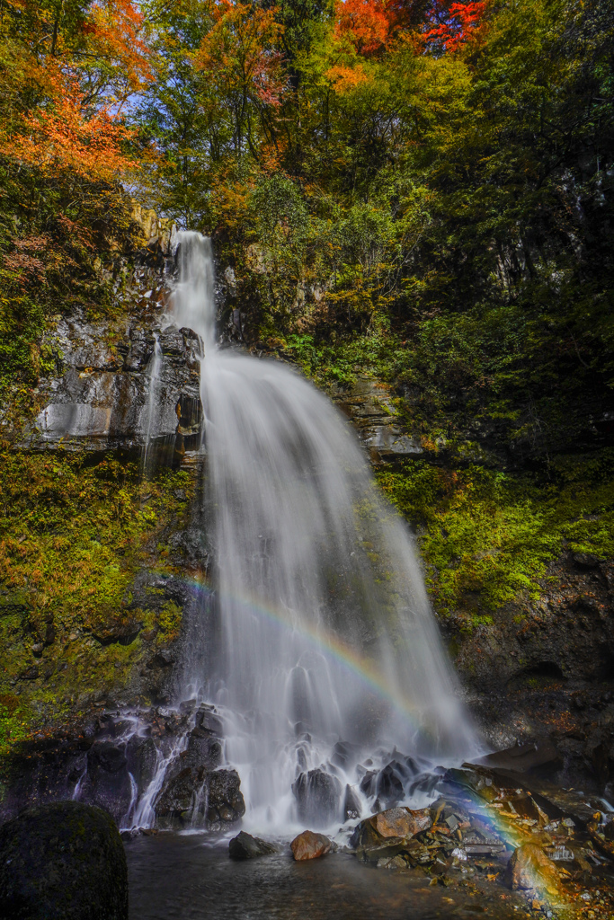 秋の虹　銚子ヶ滝