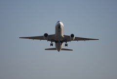 伊丹空港での飛行機-003