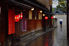 雨の京都散歩＜花見小路＞