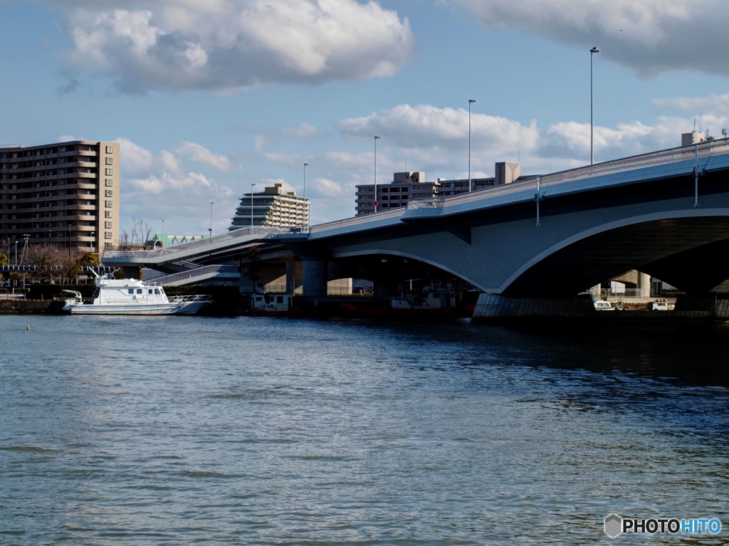 F5805718-C2DC-4B8A-9433-7F8EA3A3F7EC