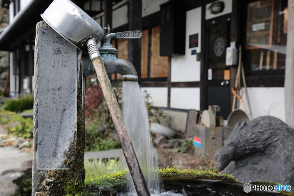 水が湧く街にて ３