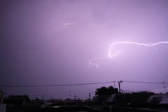 雷の横走り