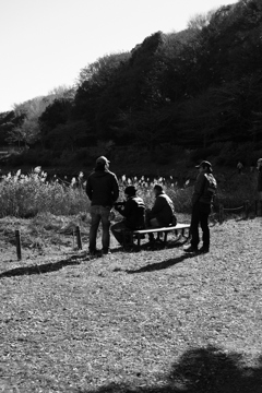 たたずむおやじ軍団