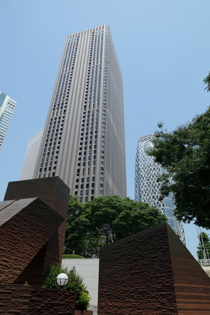 何のために新宿？