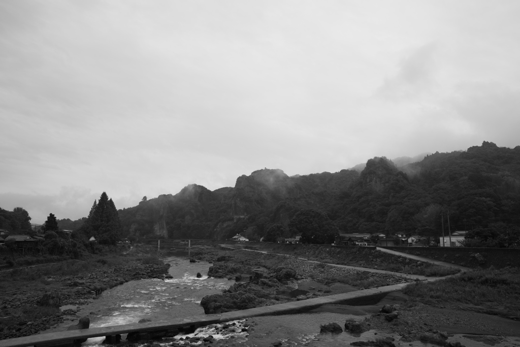 競秀峰