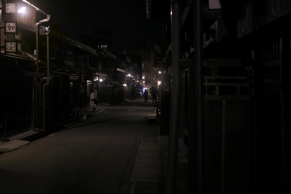 古都のとばり