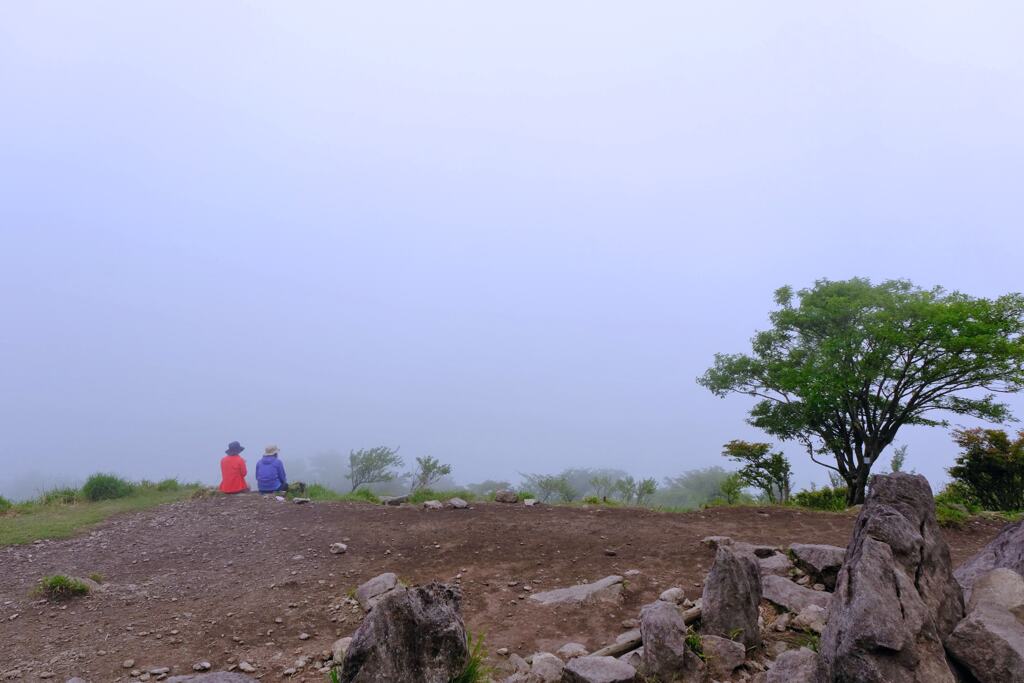 鍋割山