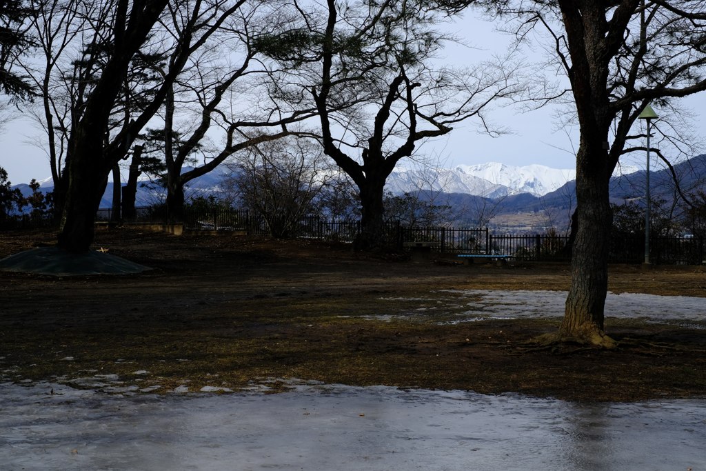 誰もいない公園