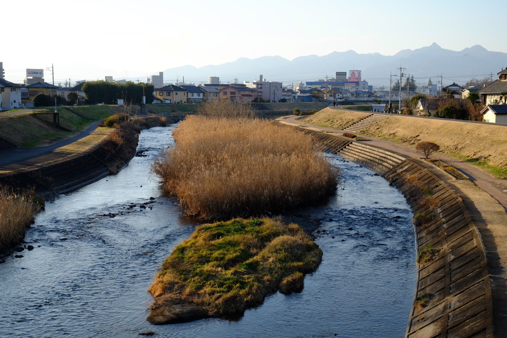 静かなサイクリングロード