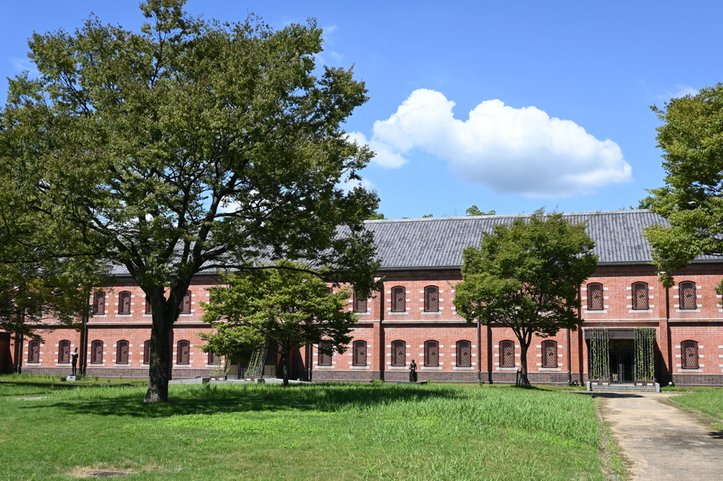 夏の姫路市立美術館