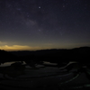 満点の星空と棚田