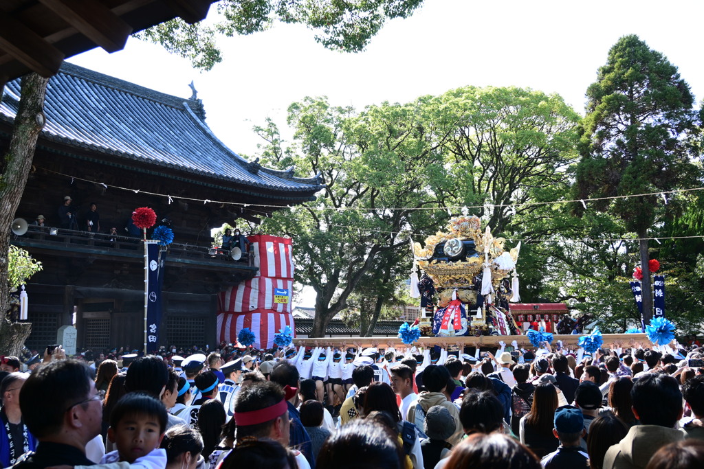 賑わう秋祭り