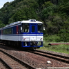 平福駅にて