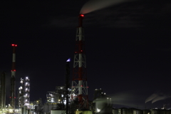 そびえる鉄塔