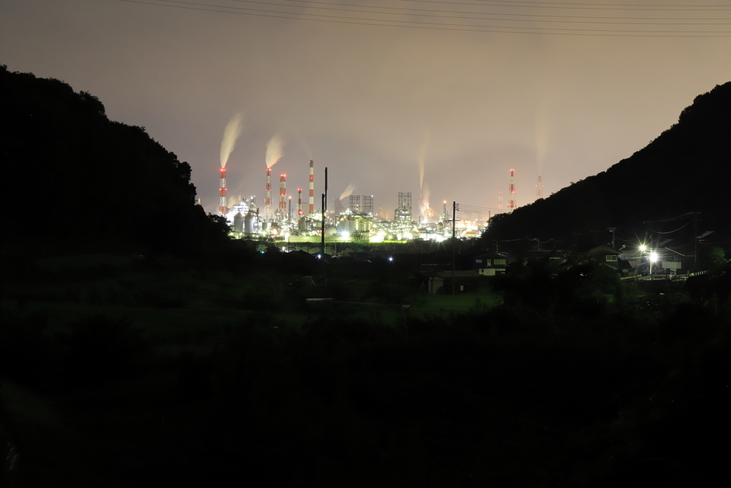 田園と工場夜景