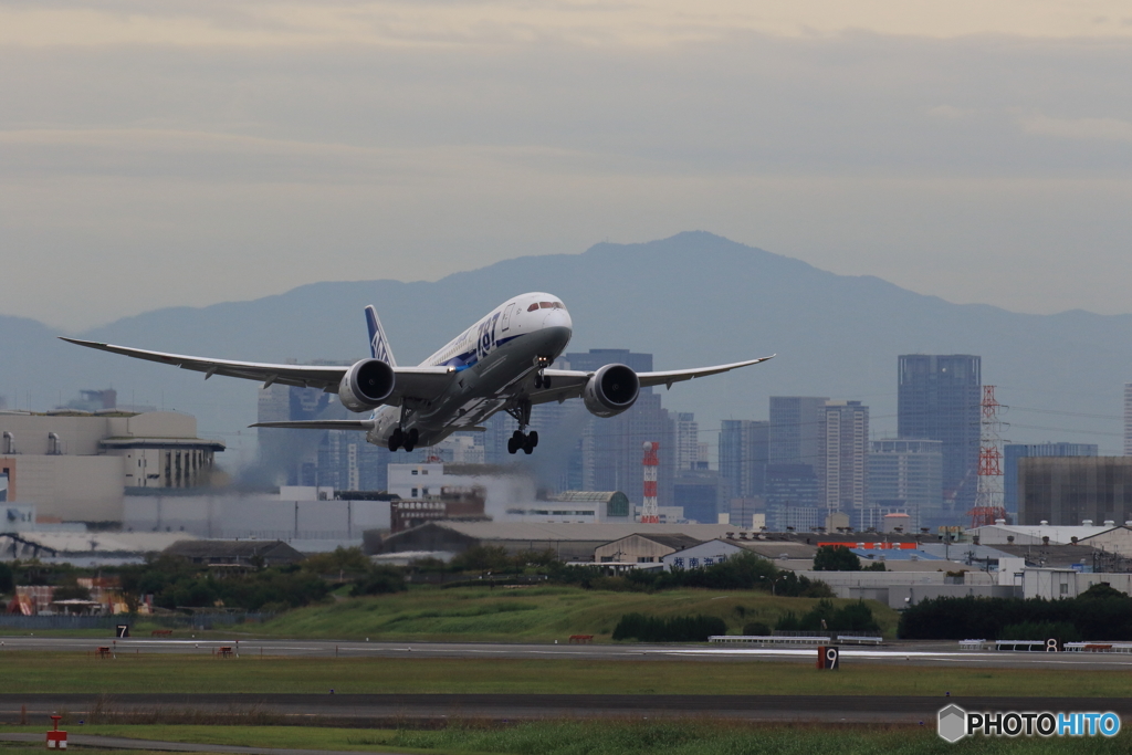 ボーイング787と金剛山