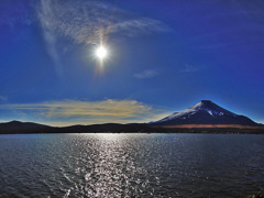新年の富士(河口湖）