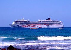 ハワイ旅ⅠーPRIDE OF AMERICA（コナ海岸で）