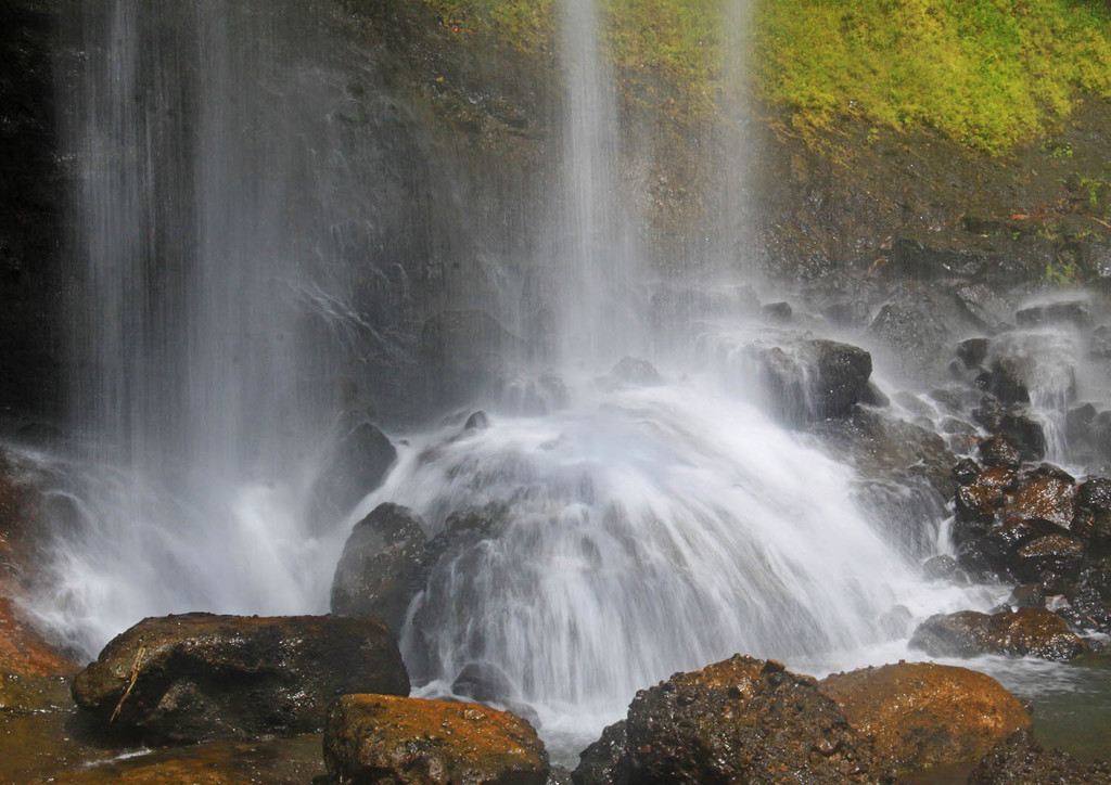 １月のパラオーガラスマオの滝下部