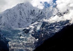 ―未踏峰の神々の山―メツモ（神女峰6,054m）