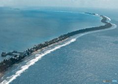 ツバル共和国ー飛行機の窓から