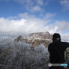 霧氷の妙見岳から平成新山をねらう