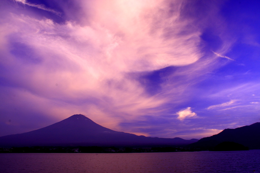 黄昏富士山