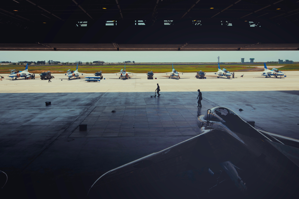 -Hangar-