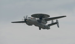 艦載機訓練開始