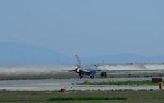 予行　F-16