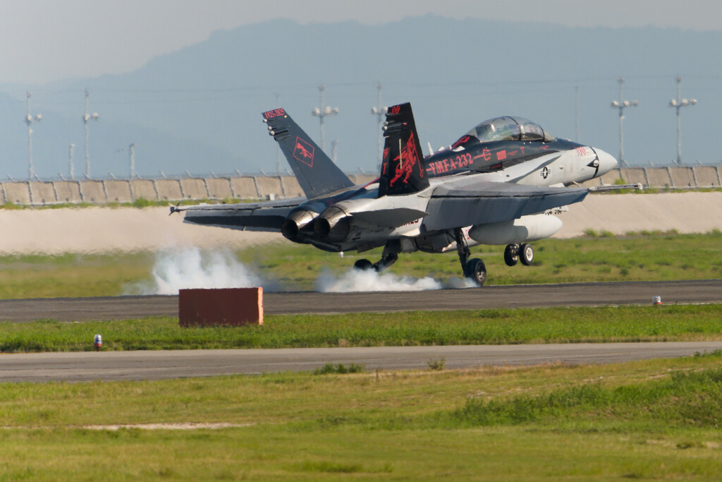 VMFA-232 RED DEVILS  WT #100