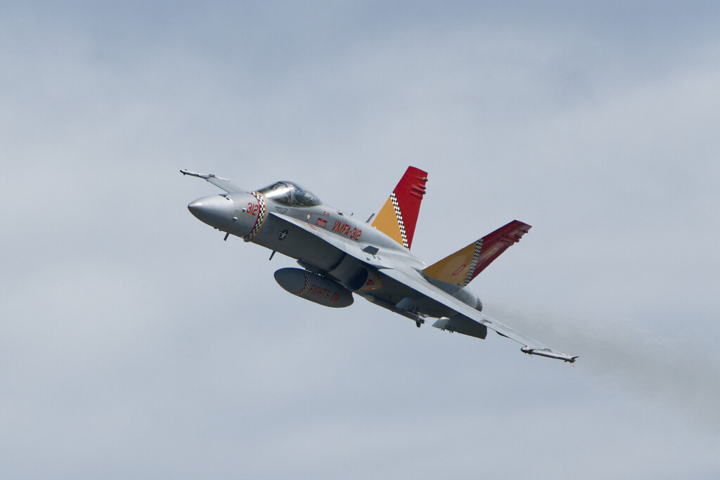 VMFA-312  DR312