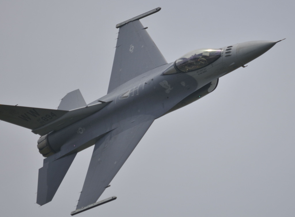 Ｆ－１６ファイティングファルコン
