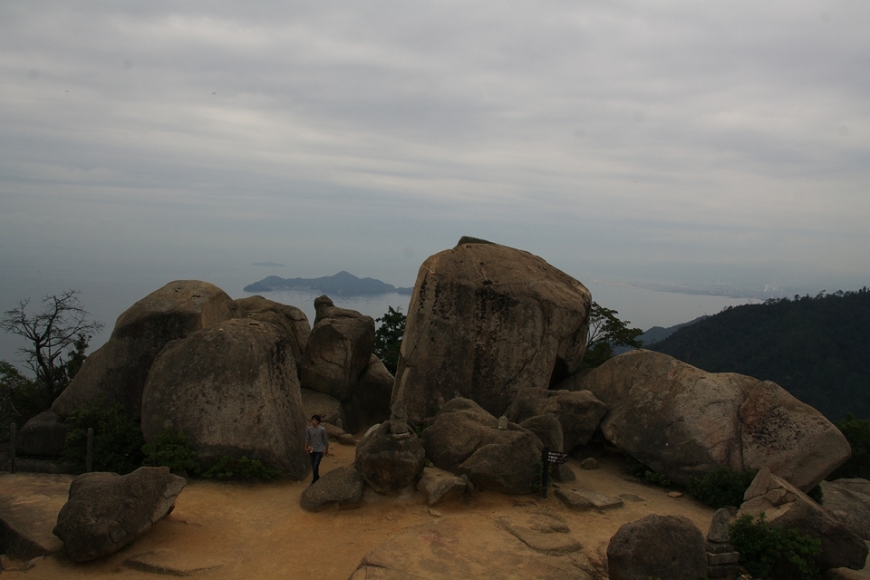 宮島 弥山巨石群