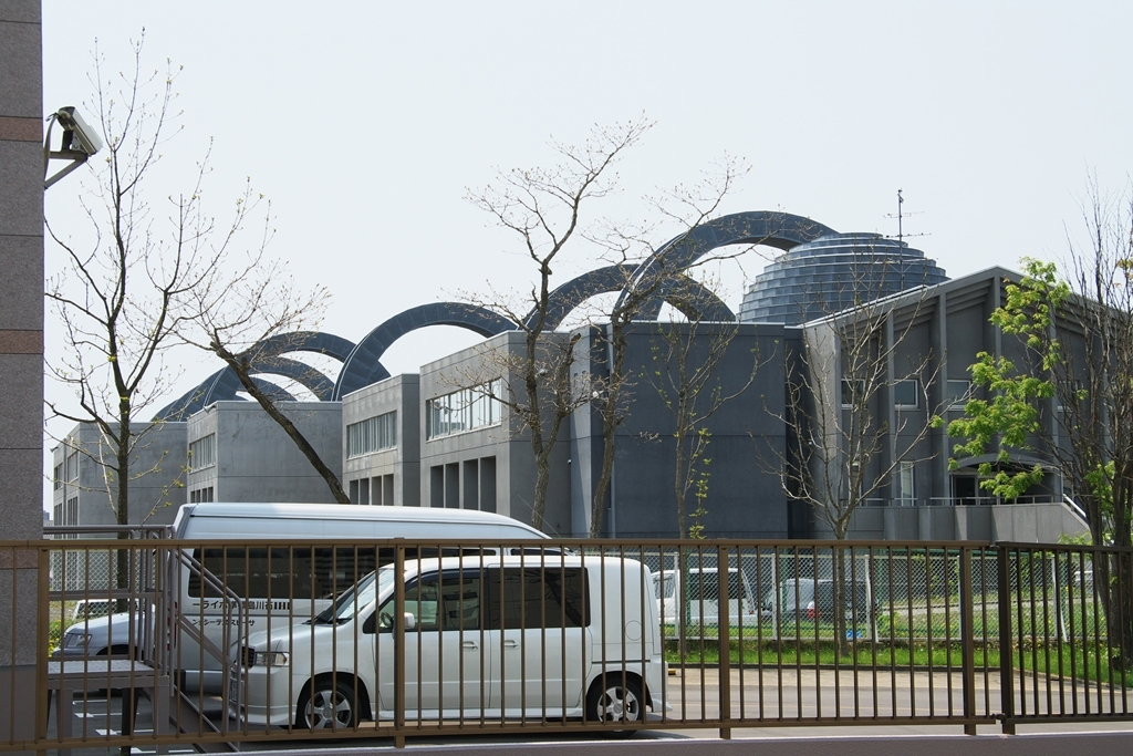 毛綱毅曠　釧路市立幣舞中学校