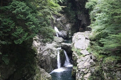 waterfalls_02