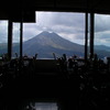 火山の見えるレストラン