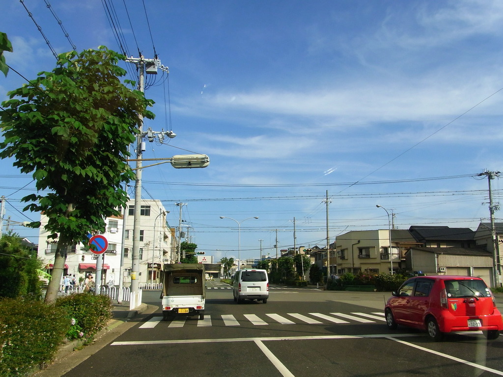 梅雨明け間近の青空