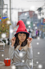 都市に現われた魔法少女.. 雪を降るようにする。.